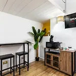 Boutique Loft - Valentino